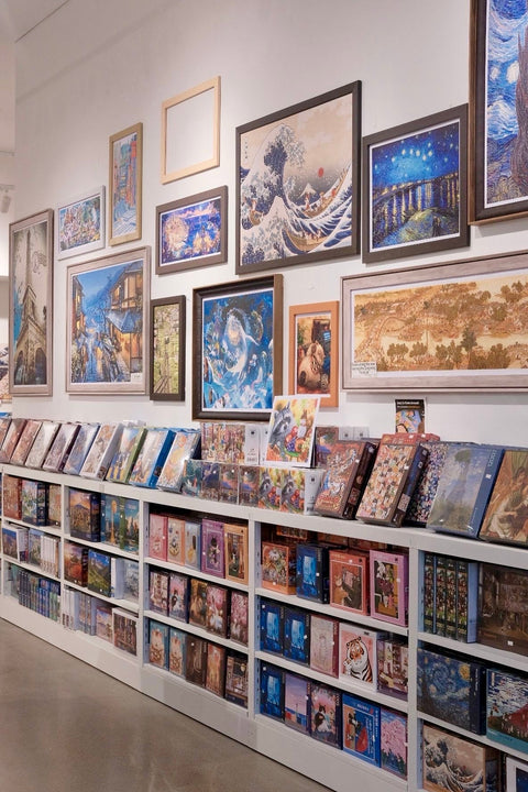 How to Arrange Puzzle Shelf Displays That Shine