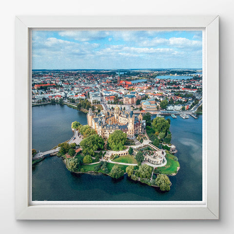Pintoo H3937 Schwerin Castle, Germany - 1600 Piece Jigsaw Puzzle